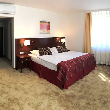 Hotel Atrium 3*