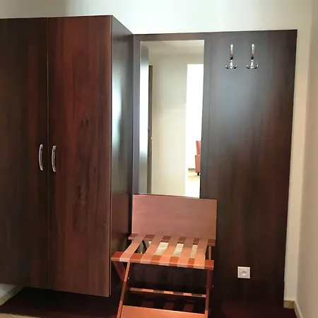 Atrium Hotel 3*