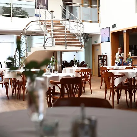 Szálloda Atrium 3*