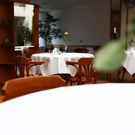 Atrium Hotel 3*