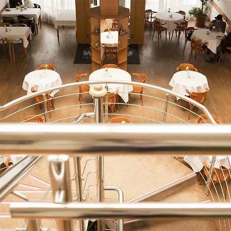 Atrium Szálloda 3*