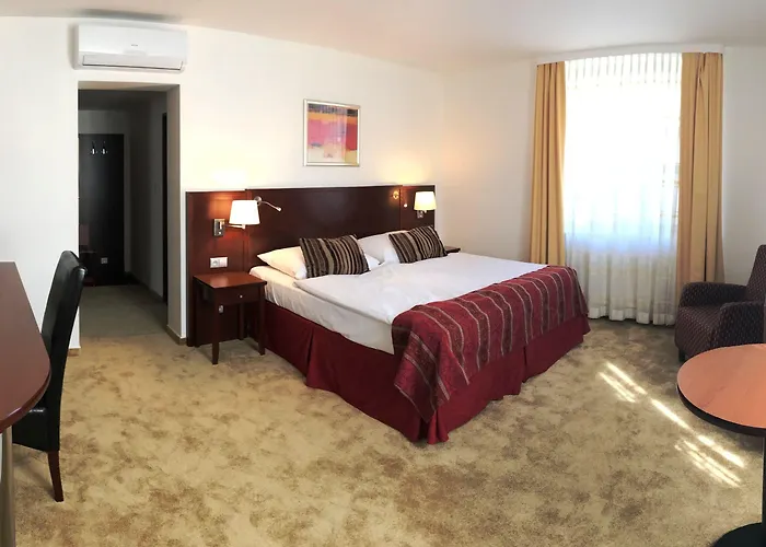 Hotel Atrium 3*