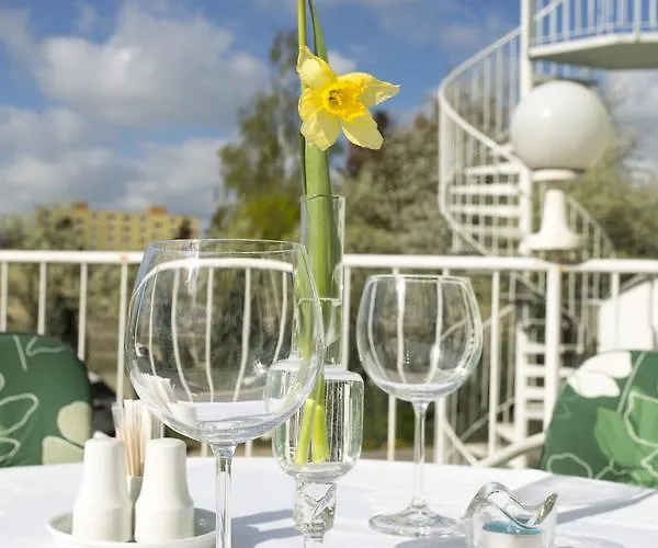 Atrium Hotel 3*